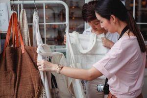 "Greenwashing Alert!" How to Spot Truly Sustainable Fashion Brands